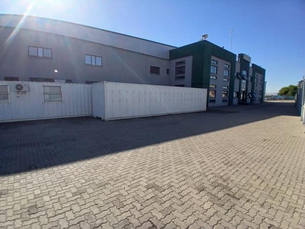 10 000  m² Industrial space