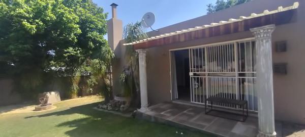 1 Bedroom Garden Cottage