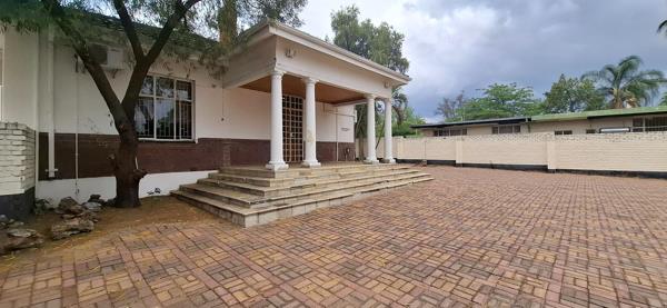 60  m² Commercial space