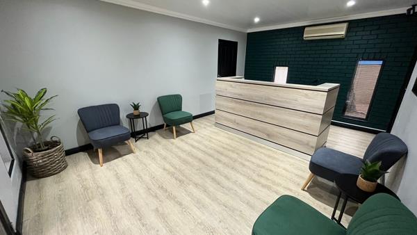 25  m² Commercial space