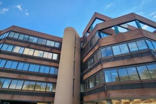 6 716  m² Commercial space