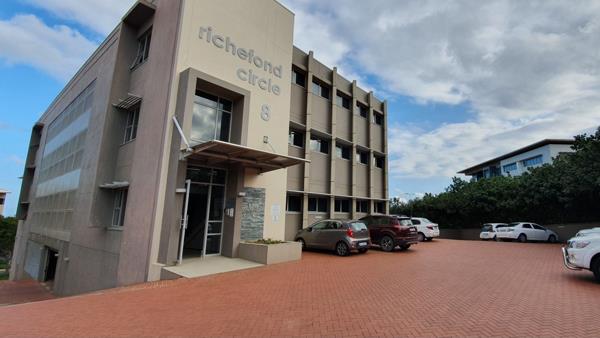 174  m² Office Space