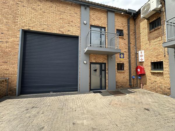 115  m² Industrial space