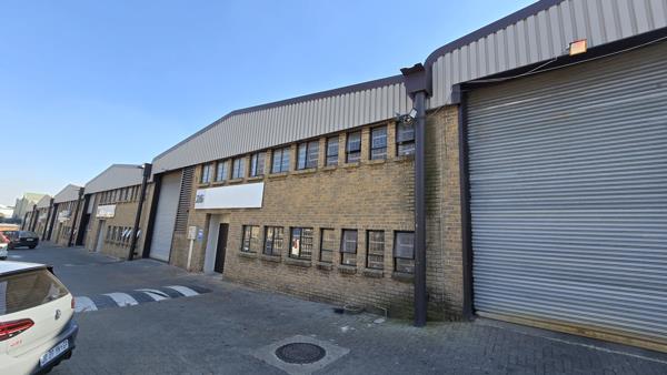 331  m² Industrial space