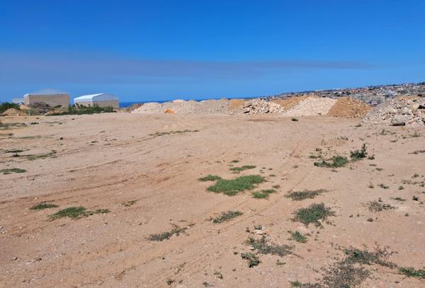1 500 m² Land