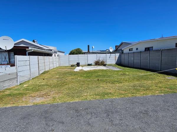 125 m² Land