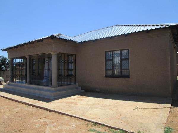2 Bedroom House