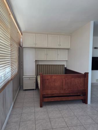 1.5 Bedroom Flat
