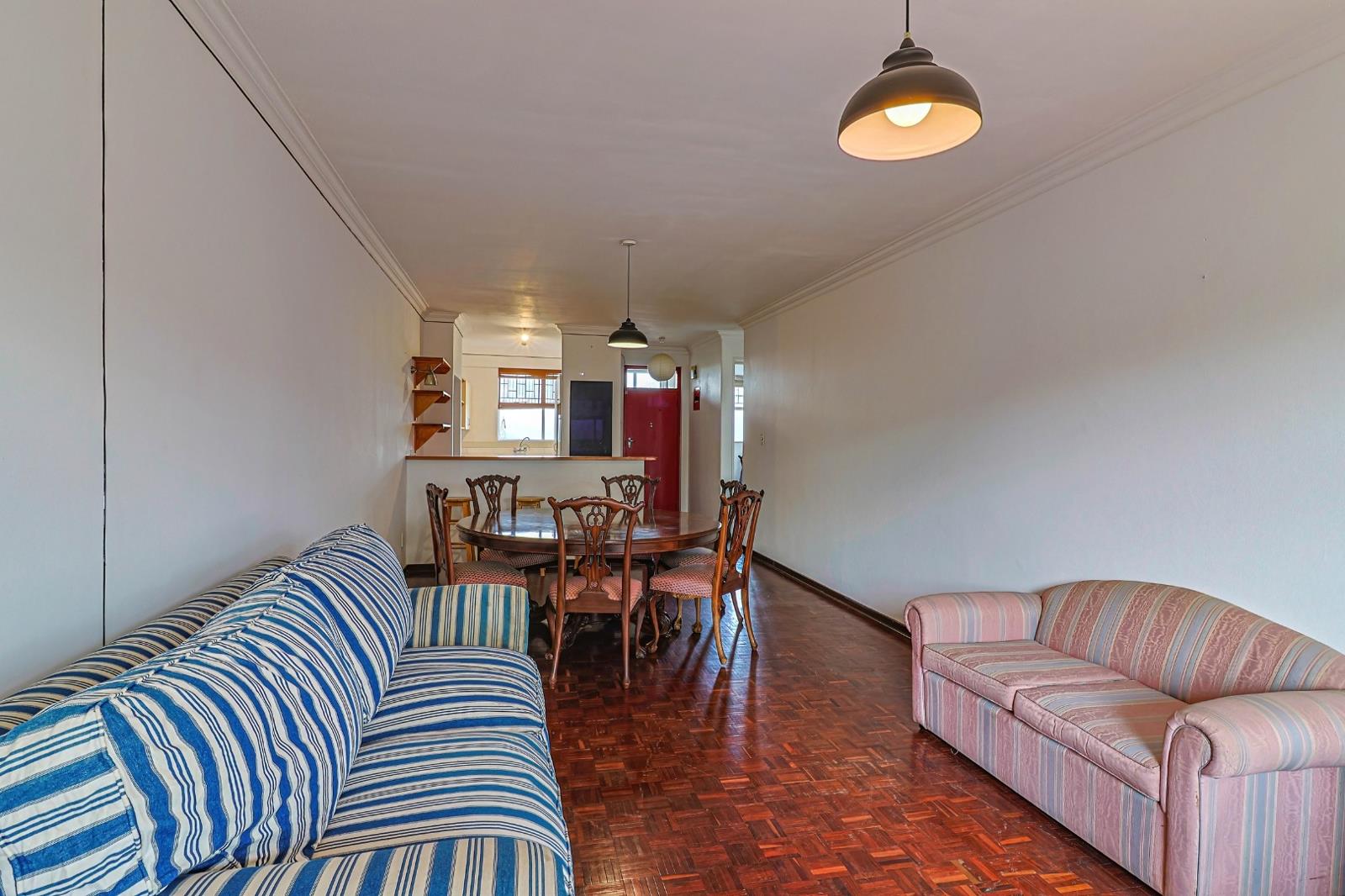 Apartment in Illovo - View 2