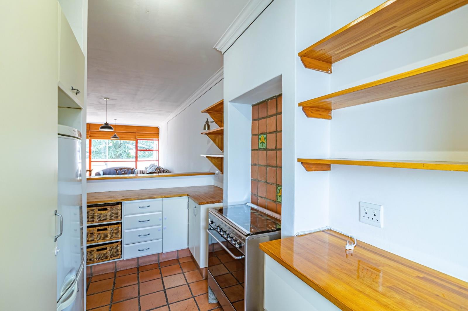 Apartment in Illovo - More