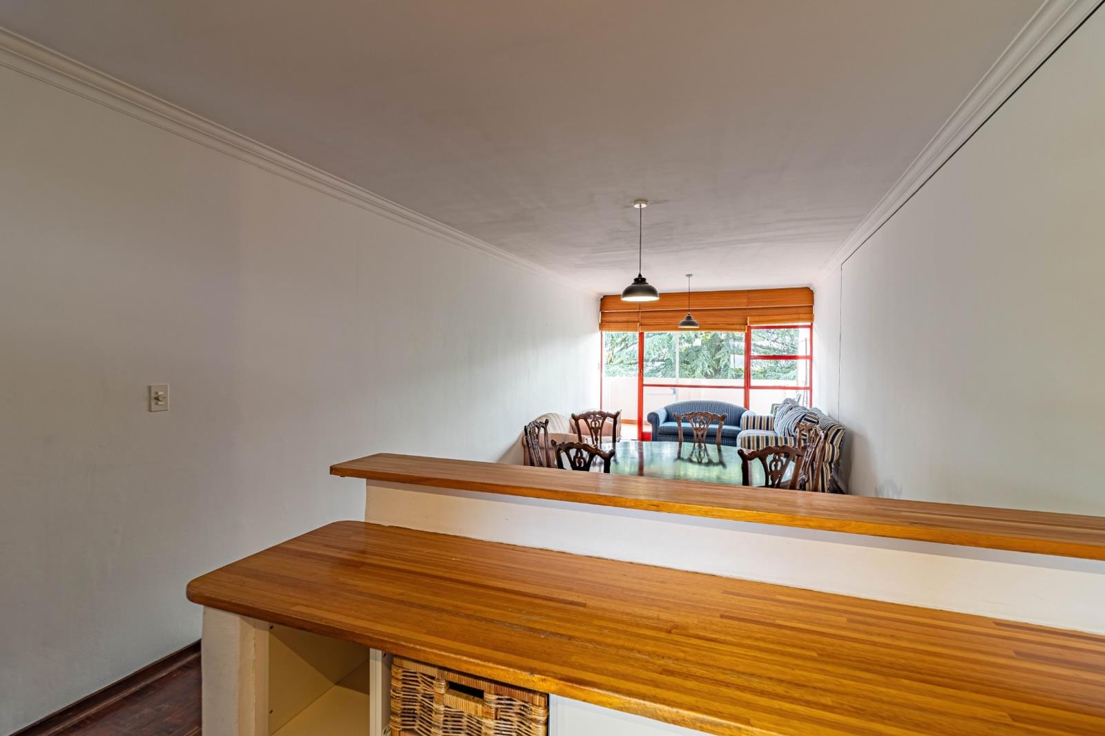 Apartment in Illovo - View 4