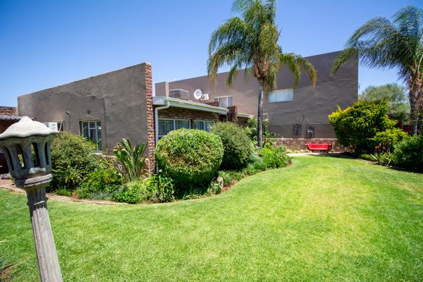 5 Bedroom House
