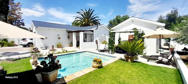 280  m² Commercial space