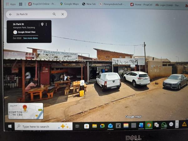 293  m² Retail Space