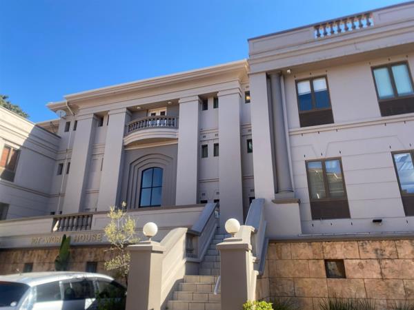 597  m² Office Space