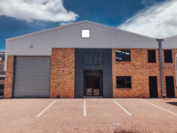 333  m² Commercial space