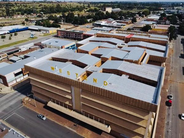 20 962  m² Commercial space