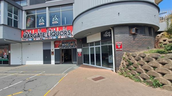 483  m² Commercial space