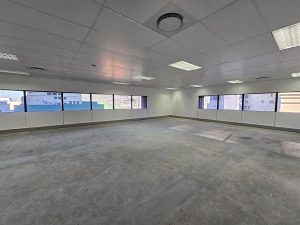 465  m² Office Space