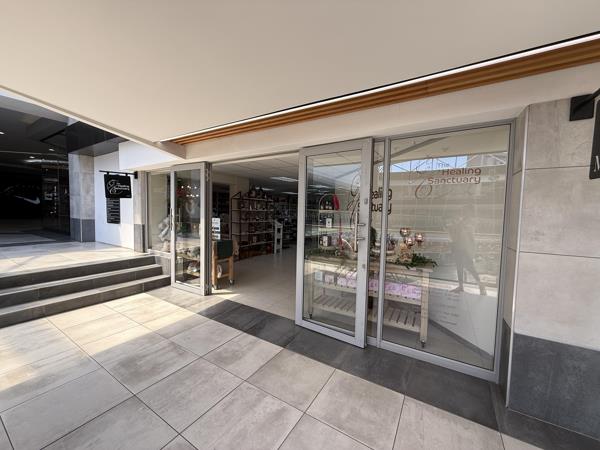 154  m² Commercial space