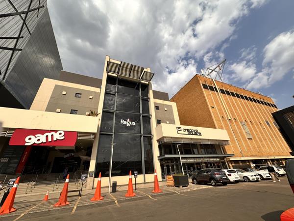 1 207  m² Commercial space