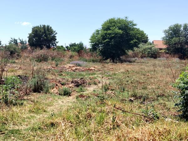 349 m² Land