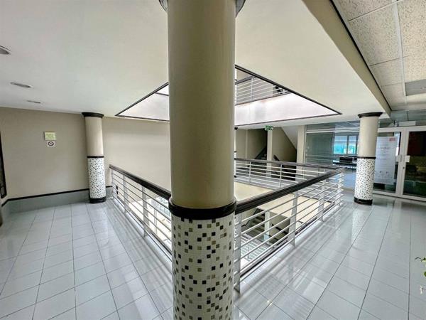 291  m² Commercial space