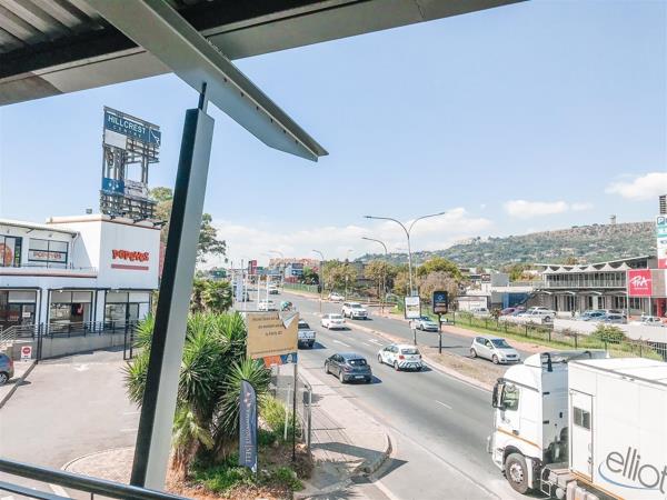 180  m² Retail Space