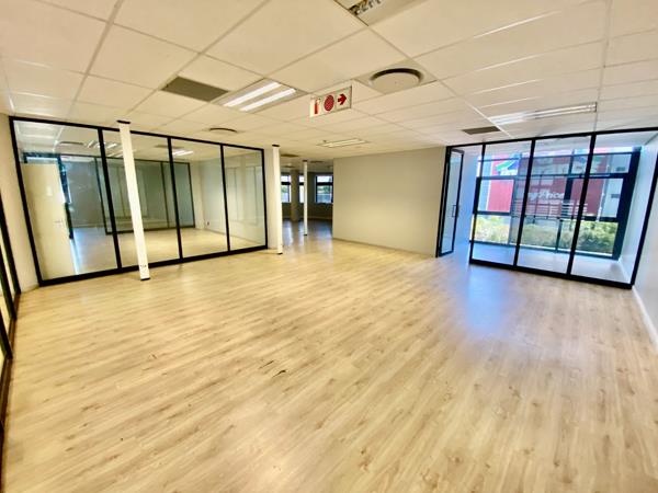 688 m² Office Space