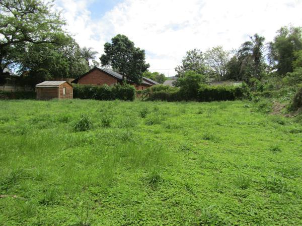 1 388 m² Land