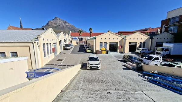 945  m² Industrial space