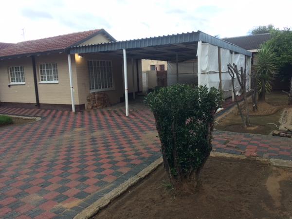 1 Bedroom Garden Cottage