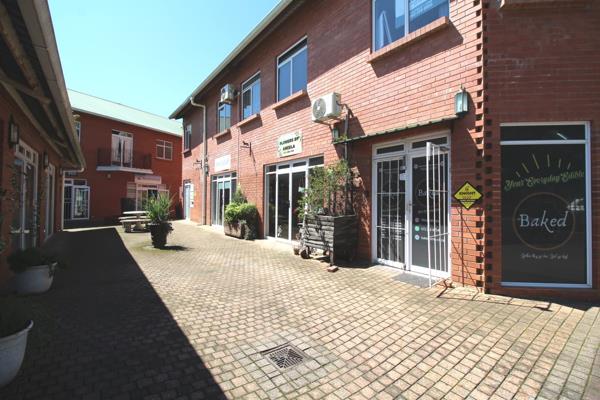 140  m² Commercial space