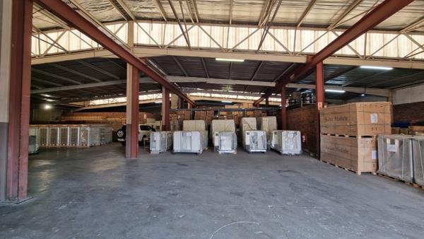 1 840  m² Industrial space