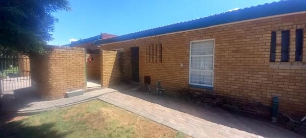 3 Bedroom Townhouse