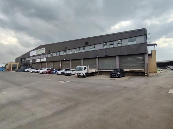 8 558  m² Industrial space