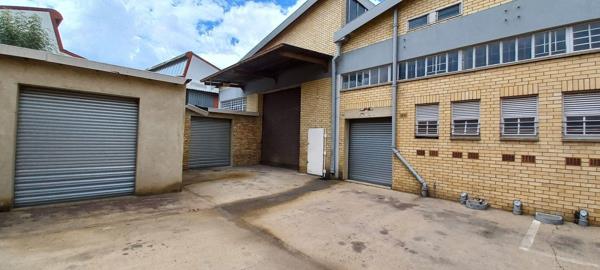 1 972 m² Industrial space