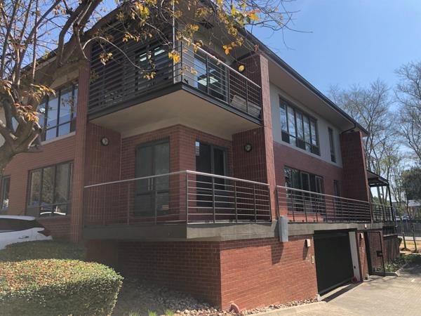 331  m² Commercial space