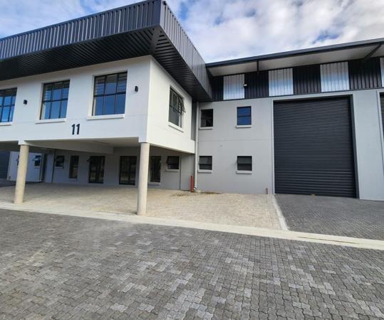 465  m² Industrial space