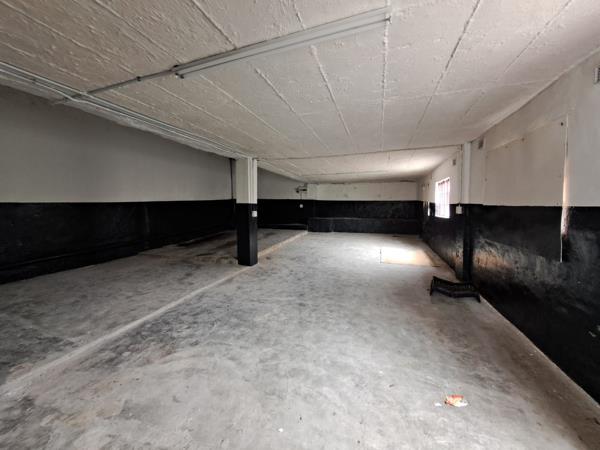 88  m² Commercial space