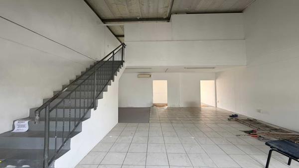 96  m² Retail Space