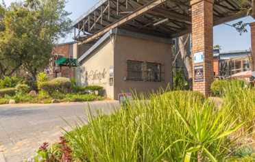 126  m² Commercial space