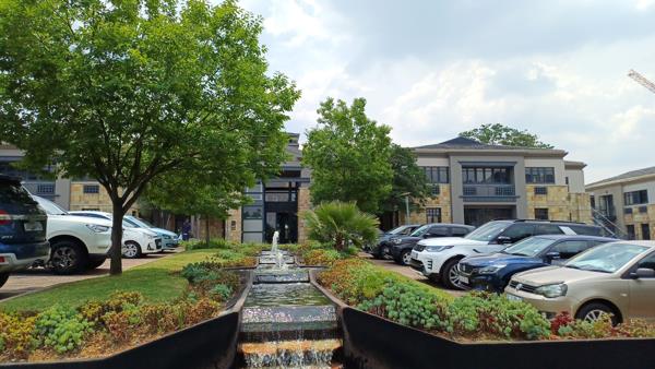 361.8  m² Commercial space