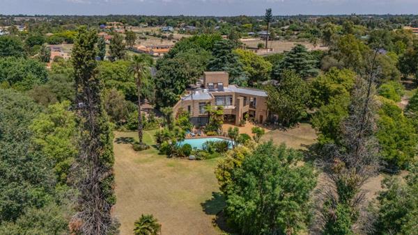 5 Bedroom House