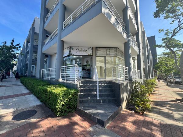 49  m² Retail Space