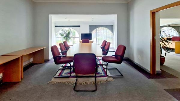 80  m² Office Space