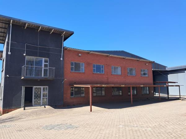 2 175  m² Industrial space