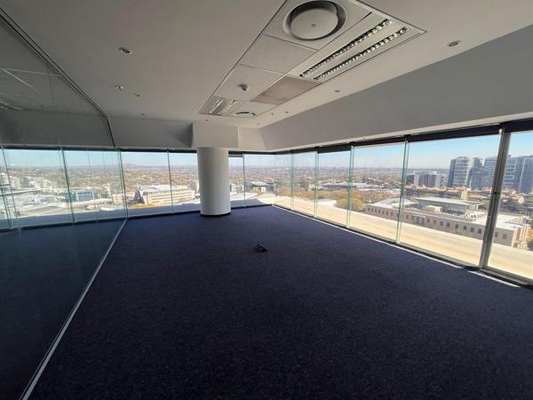 225  m² Commercial space