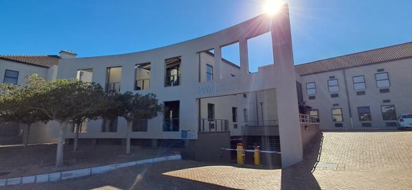 505  m² Office Space