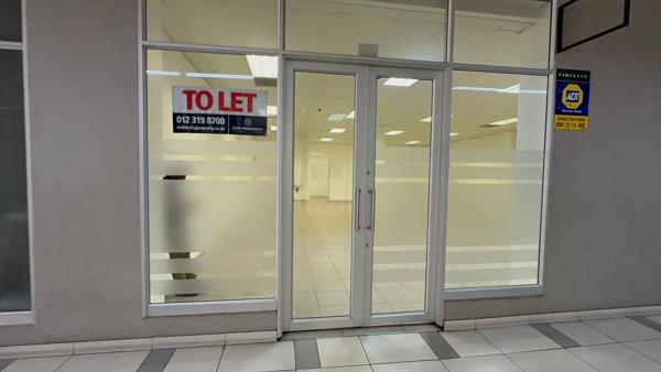 166  m² Commercial space